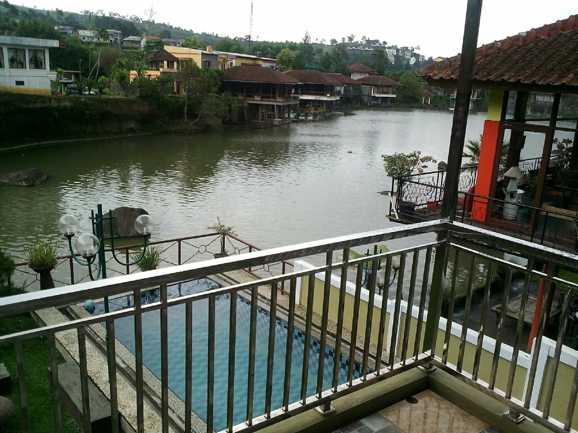 Villa Bukit Danau 芝巴纳斯 外观 照片