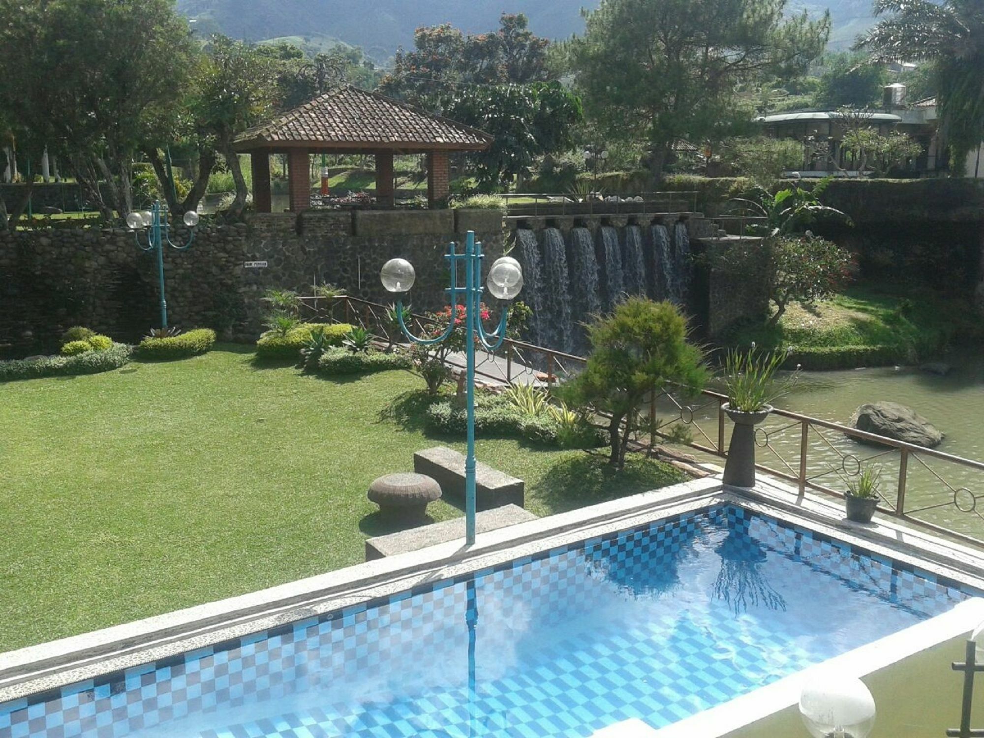 Villa Bukit Danau 芝巴纳斯 外观 照片