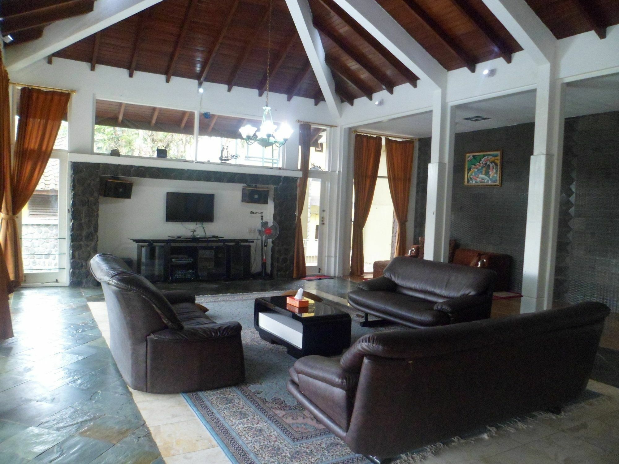 Villa Bukit Danau 芝巴纳斯 外观 照片