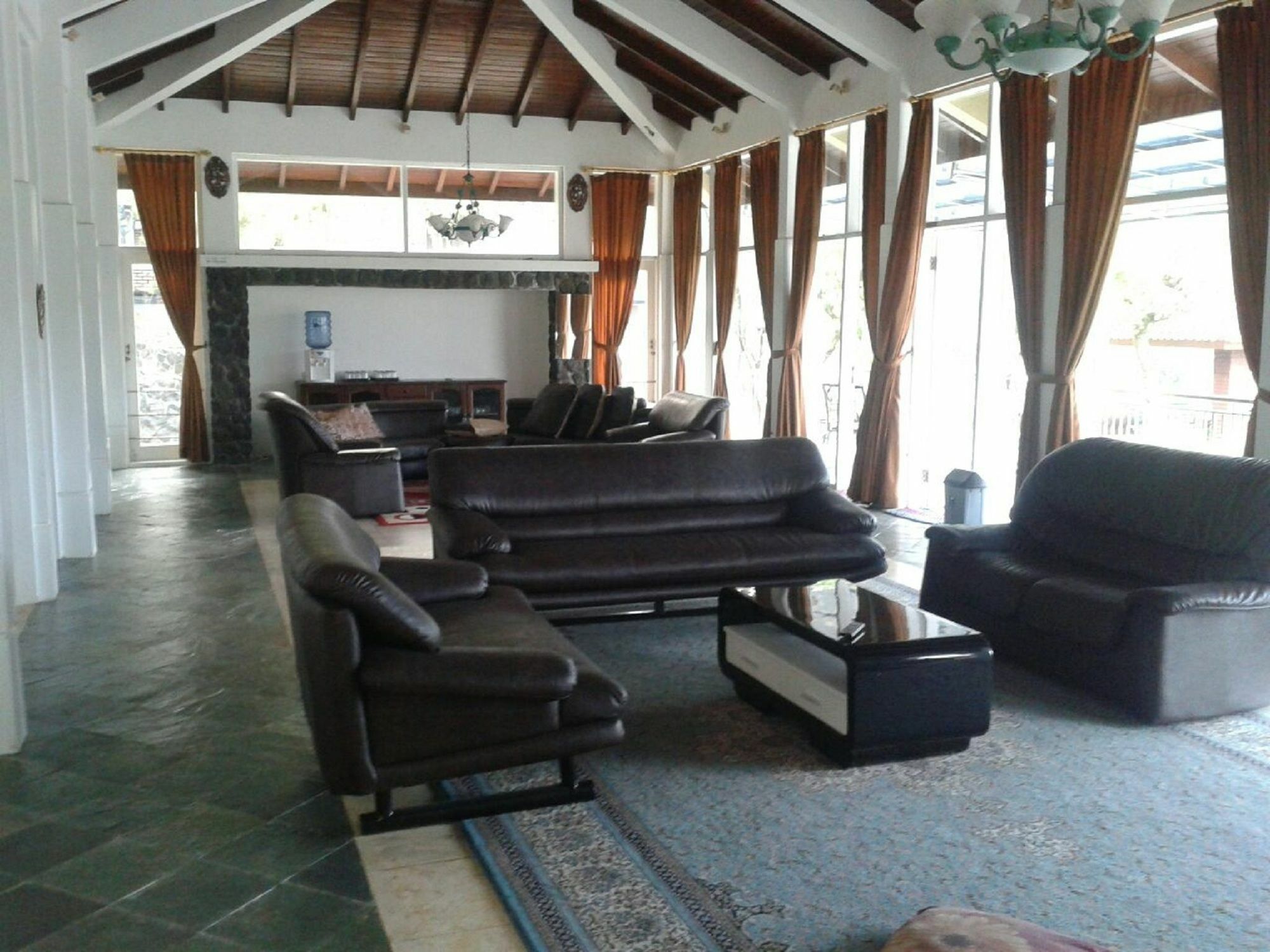 Villa Bukit Danau 芝巴纳斯 外观 照片